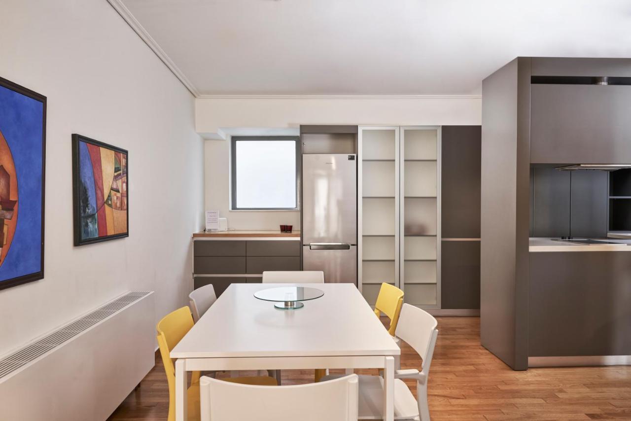 Contemporary & Comfy Apt Next To Acropolis Museum Athen Eksteriør billede