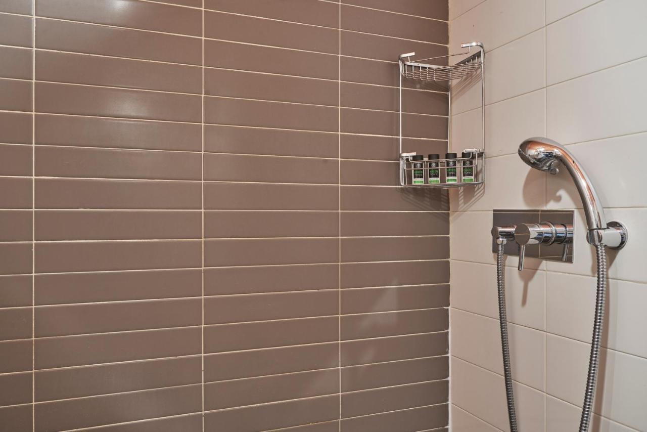 Contemporary & Comfy Apt Next To Acropolis Museum Athen Eksteriør billede