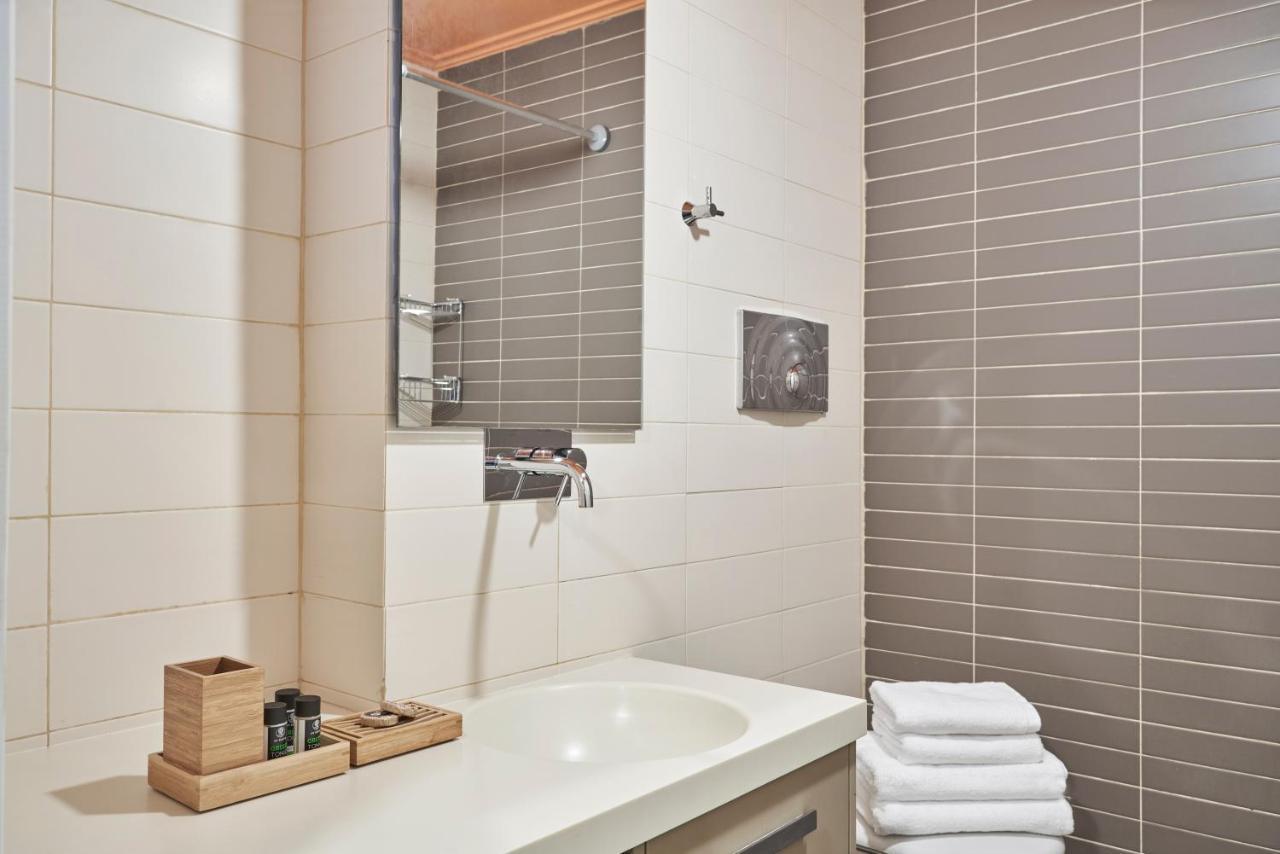 Contemporary & Comfy Apt Next To Acropolis Museum Athen Eksteriør billede